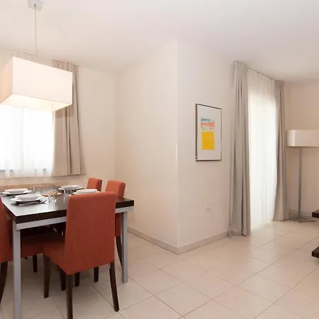 Marina Garbin بورتوروز