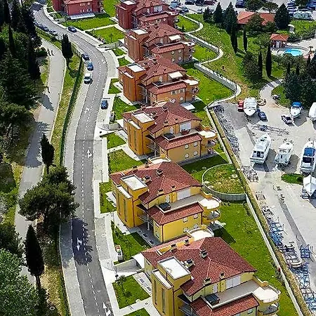 Marina Garbin Apartma