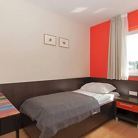 Apartma Marina Garbin *